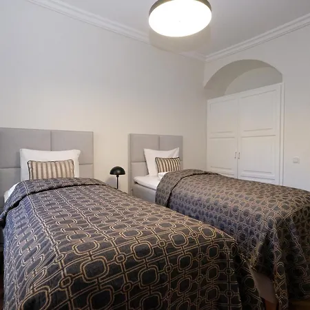 4 Bedroom Toompea Old Town * טאלין